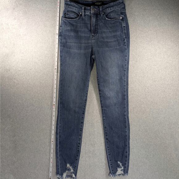 Judy Blue Womens Skinny Jeans Sz 3/26 High Rise Distressed Denim Blue - Picture 8 of 14